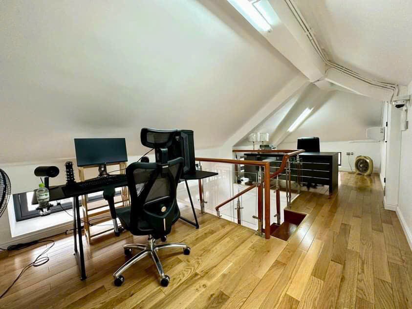 Bán Biệt Thự Song Lập Mỹ Hoàng 212 Phạm Thái Bường Phú Mỹ Hưng